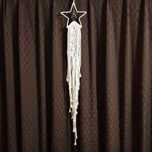 BEAUTIFUL Macramé Shooting Star Wall Hanging Décor Shooting Star with Dangle